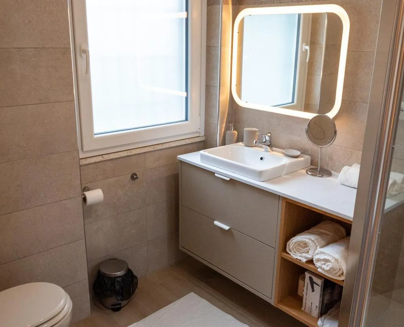 Guest house Eqm Roma Hotel