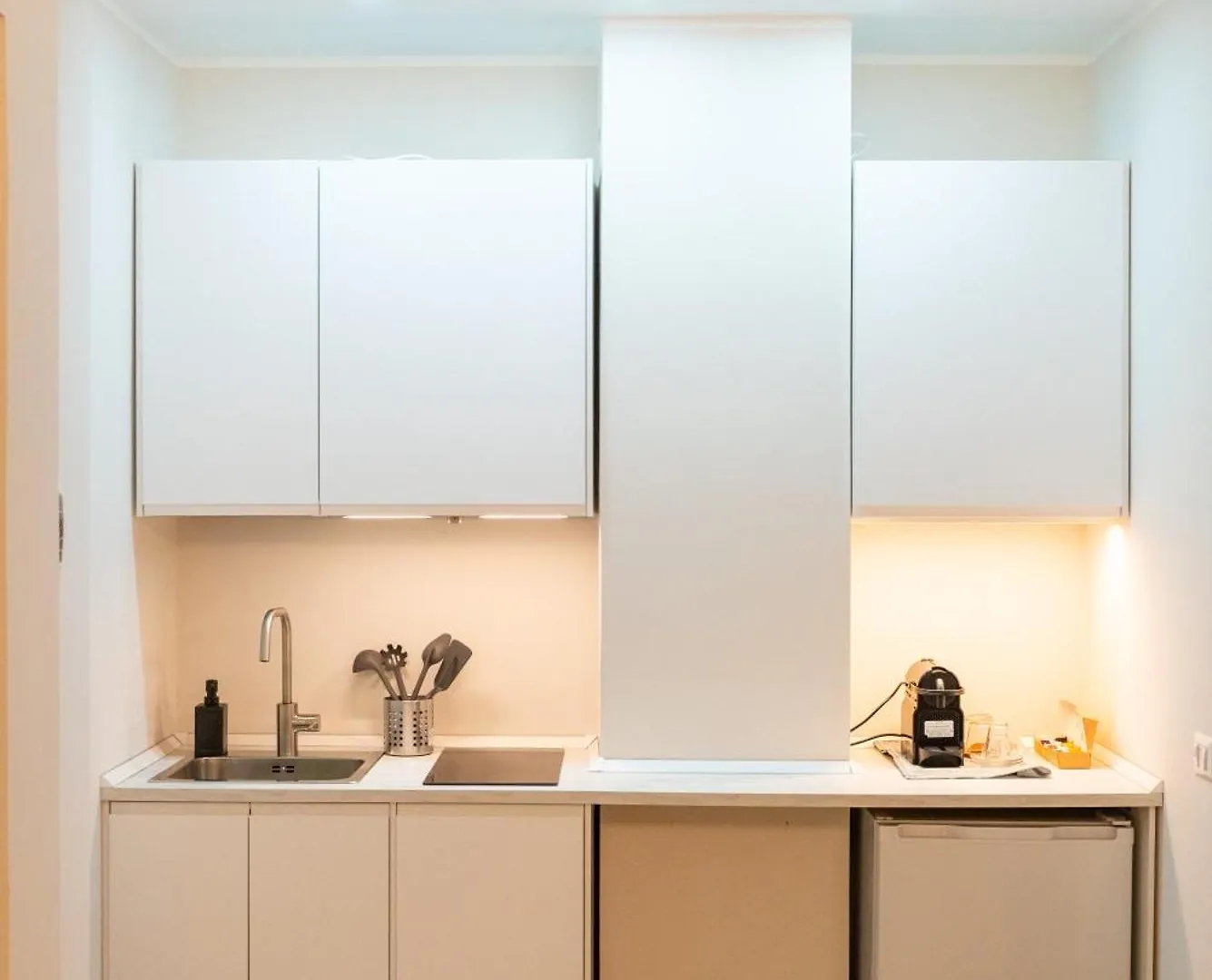Guest house Eqm Roma Hotel