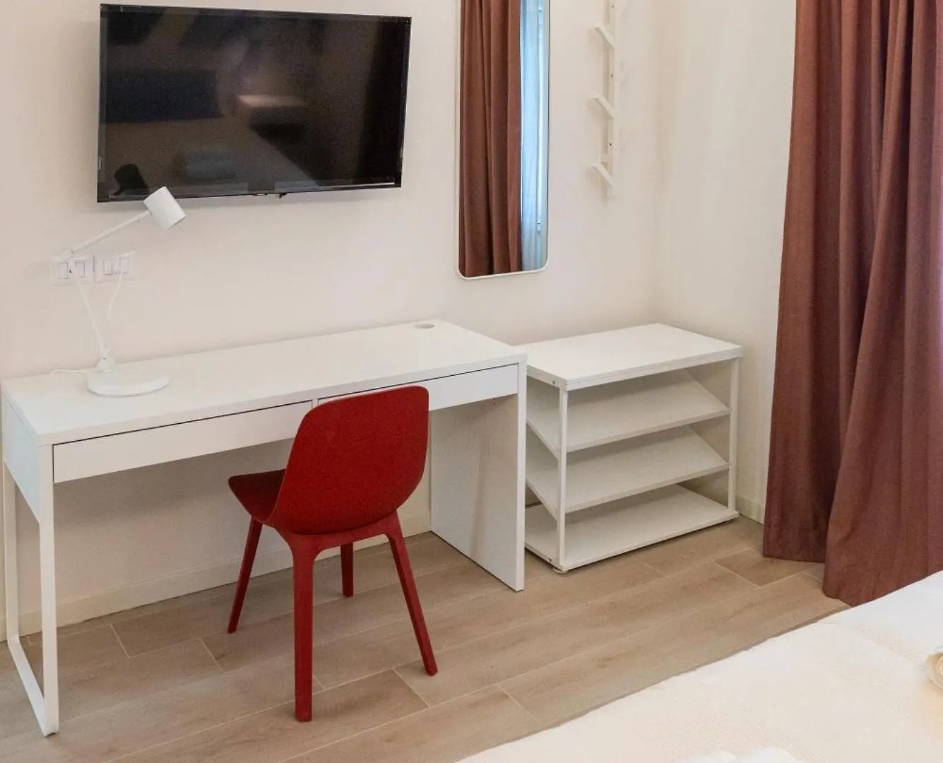 Guest house Eqm Roma Hotel